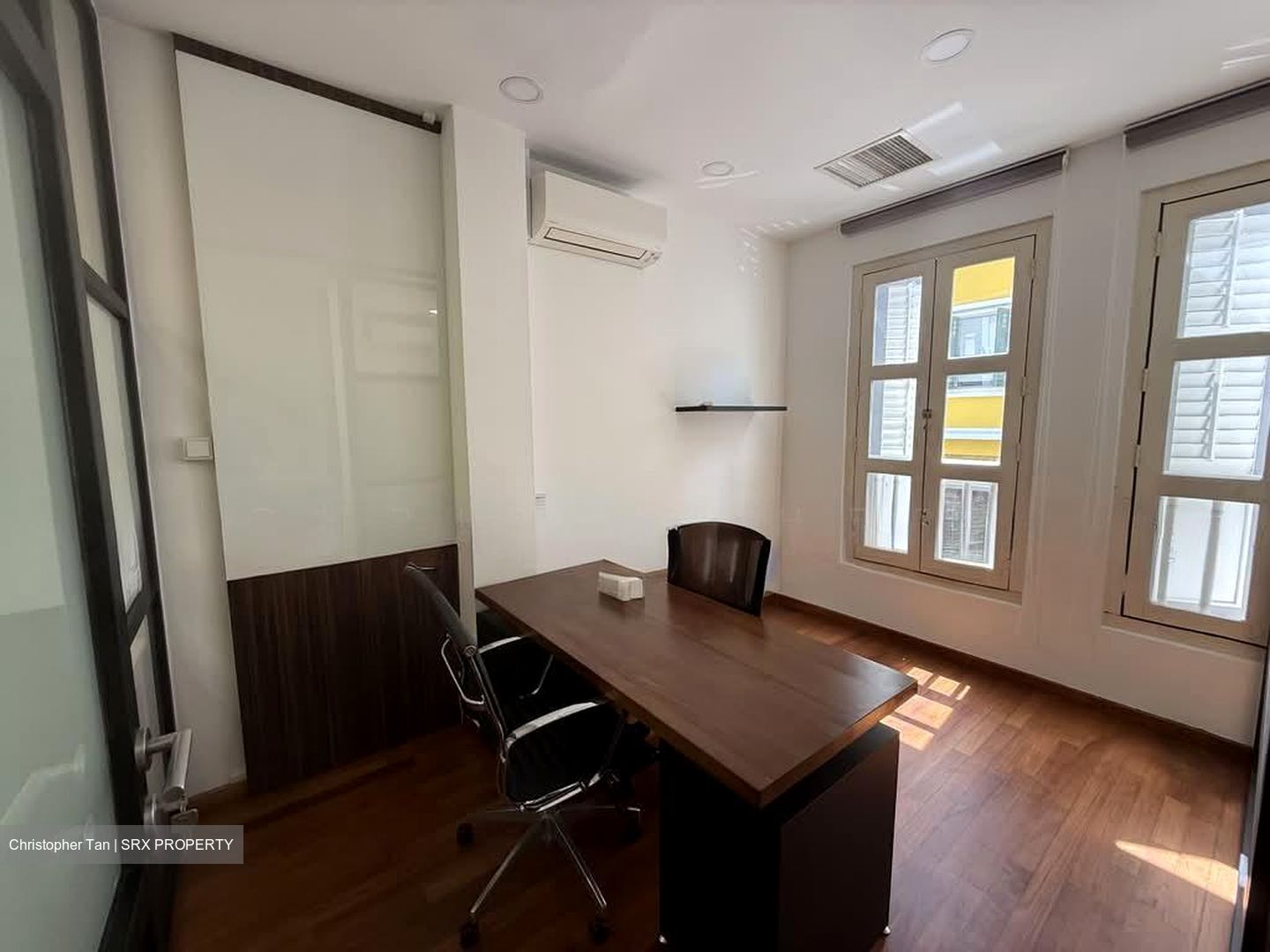 Tras Street (D2), Office #558751581
